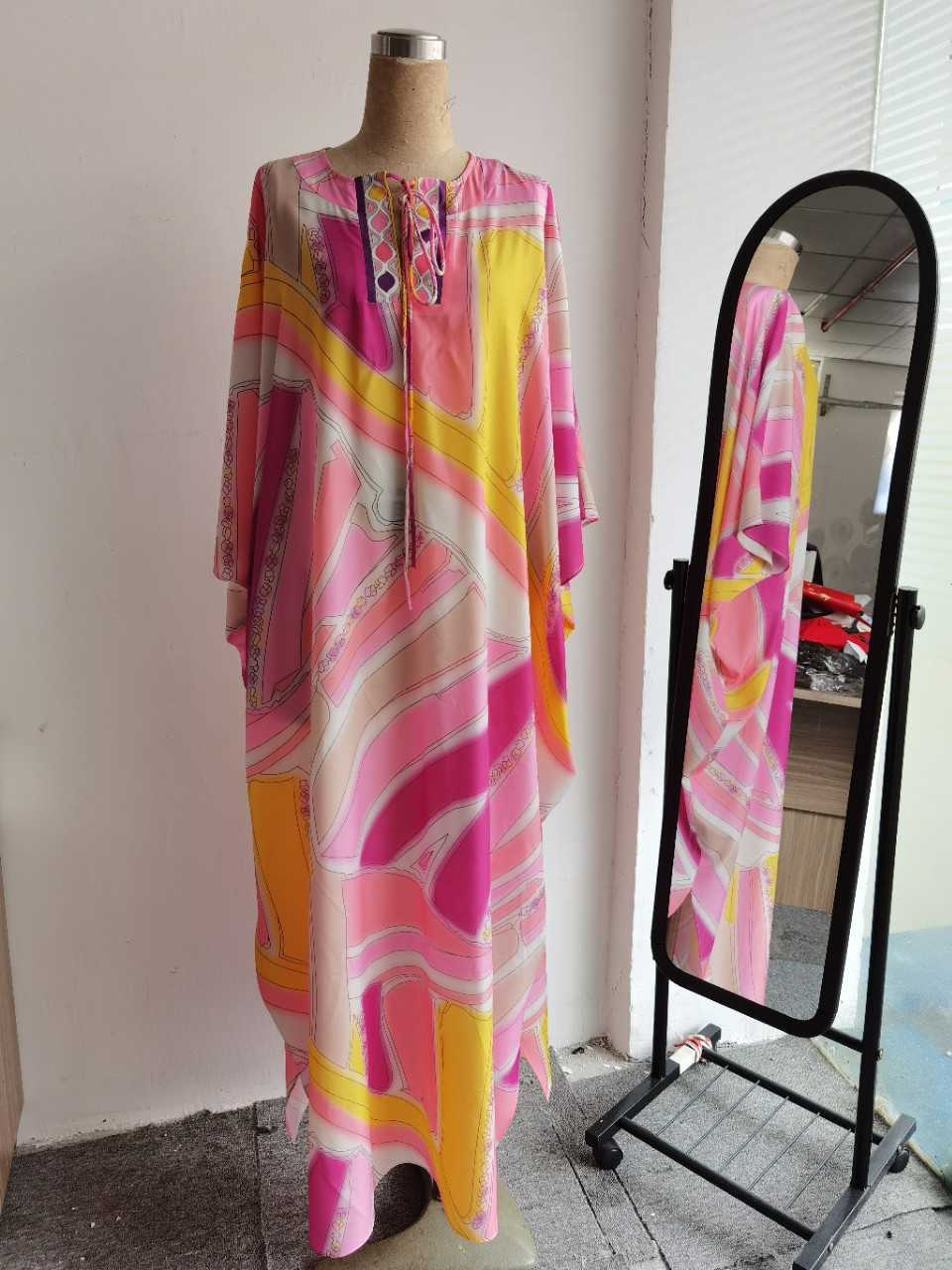 Autumn Color Bar Printing Plus Size O-Neck Batwing Sleeve Ankle-Length Bohemian Dress for Women 210615, Photo color
Autumn Color Bar Printing Plus Size O-Neck Batwing Sleeve Ankle-Length Bohemian Dress for Women 210615, Photo color