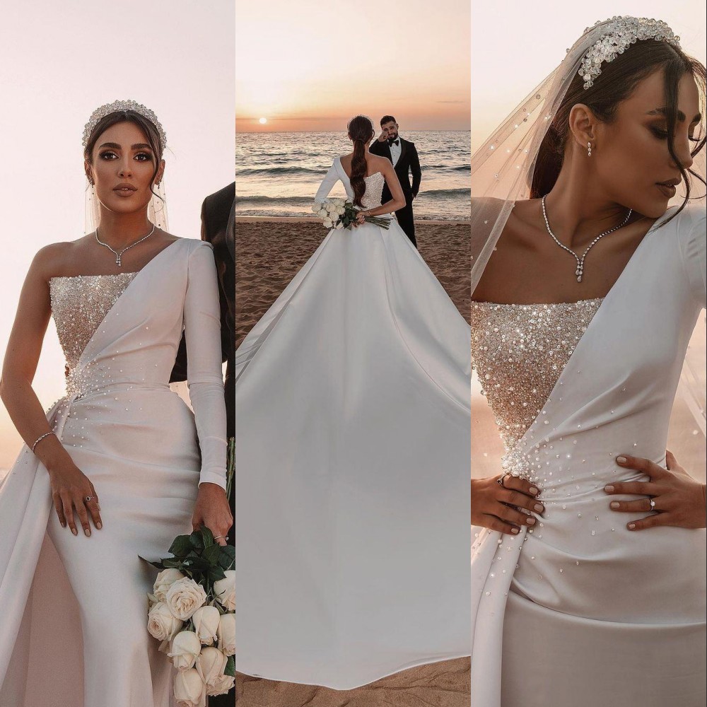 2021 Stunning Ivory Modern Mermaid Wedding Dresses Bridal Gowns Saudi Arabic Dubai Backless Overskirts Long Detachable Train Formal Sexy One Shoulder Sequins, White
2021 Stunning Ivory Modern Mermaid Wedding Dresses Bridal Gowns Saudi Arabic Dubai Backless Overskirts Long Detachable Train Formal Sexy One Shoulder Sequins, White