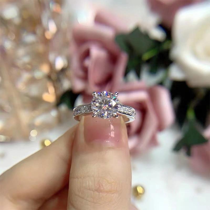 Cluster Rings 14K 1ct 2ct 3ct DF Color White Gold Ring For Women Wedding Engagement Diamond Gift VVS1 Moissanite Stone Certified, Golden;silver
Cluster Rings 14K 1ct 2ct 3ct DF Color White Gold Ring For Women Wedding Engagement Diamond Gift VVS1 Moissanite Stone Certified, Golden;silver