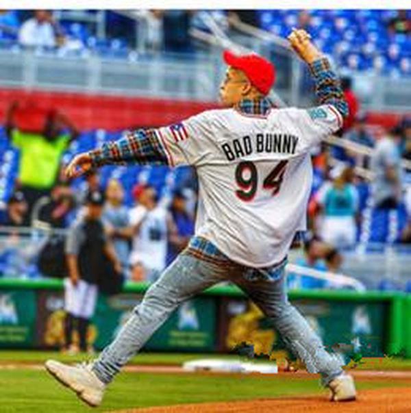 Men s Maimi Bad Bunny Baseball Jersey White With Puerto Rico Flag Full Stitched Shirt Size S-4XL
Men s Maimi Bad Bunny Baseball Jersey White With Puerto Rico Flag Full Stitched Shirt Size S-4XL