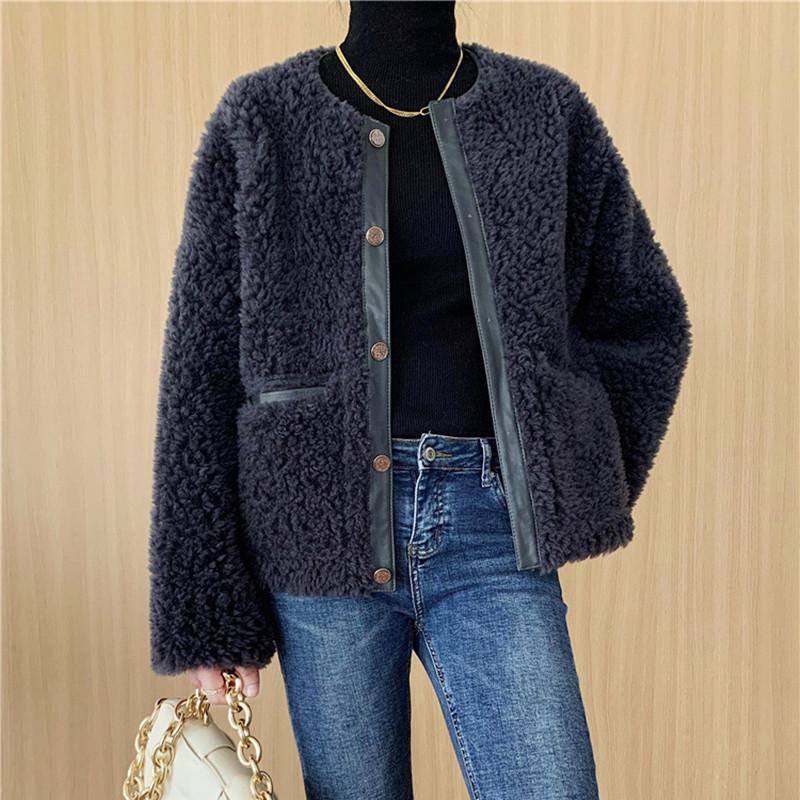 Women's Fur & Faux 2021 Winter Black Female Coat Fashion Thicken Women Overcoat Loose Casual High Quality Ladies Outerwear T1349
Women's Fur & Faux 2021 Winter Black Female Coat Fashion Thicken Women Overcoat Loose Casual High Quality Ladies Outerwear T1349