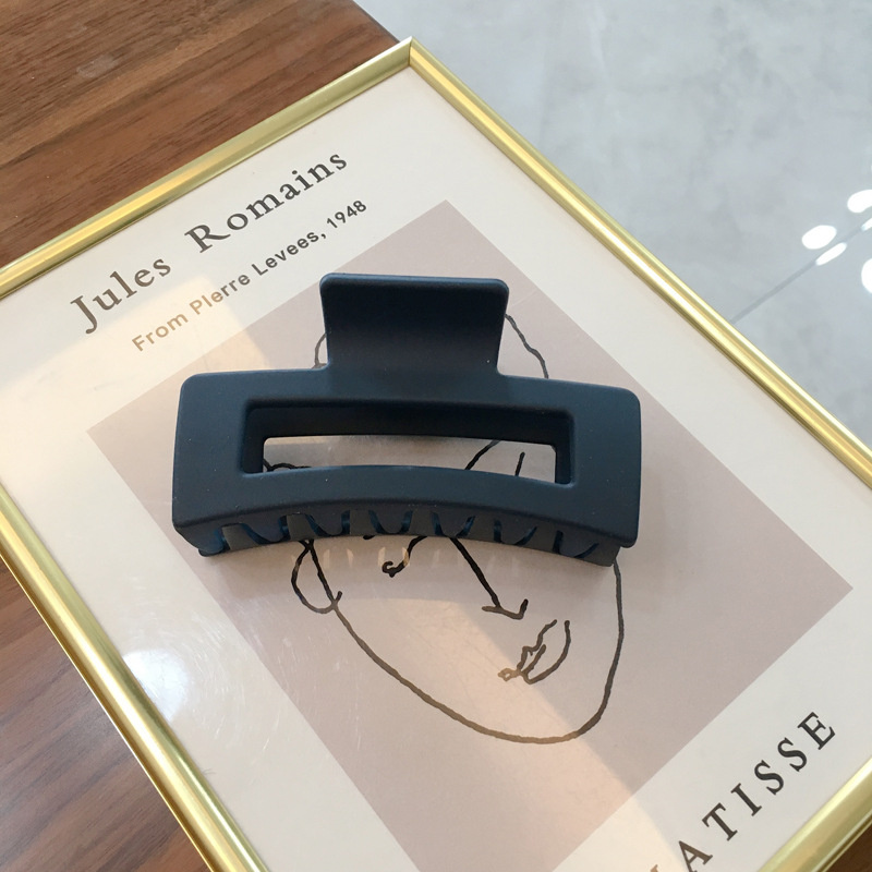 Yamog Length 85 CM Frosted Square Hair Clamps Korean Women Hollow Out Arc Scrunchies Hair Claw Clips Female Plastic Middle Size P