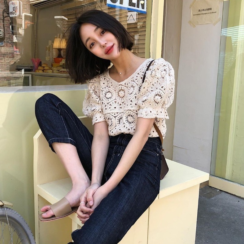 Vintage Summer Tops Women Clothes Blusas Mujer De Moda Puff Sleeve Hollow Out Shirt Female Retro Lace Blouse 9591 210506