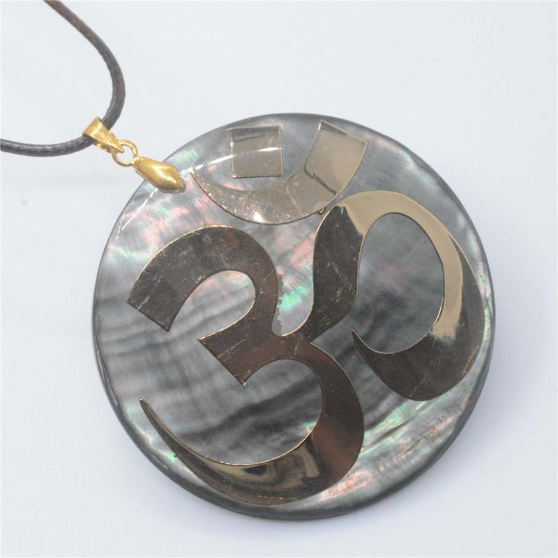 Pendant Necklaces Natural Colorful Abalone Shell Round Shape Necklace Sweater Chain Simple Accessories Jewelry For Women Gift Y617
Pendant Necklaces Natural Colorful Abalone Shell Round Shape Necklace Sweater Chain Simple Accessories Jewelry For Women Gift Y617