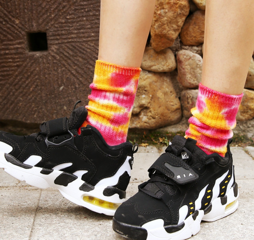 New Graffiti Tie-dye Men and Women Socks Cotton Colorful Vortex Fashion Skateboard HipHop Casual Funny Happy Soft Girls Sockings