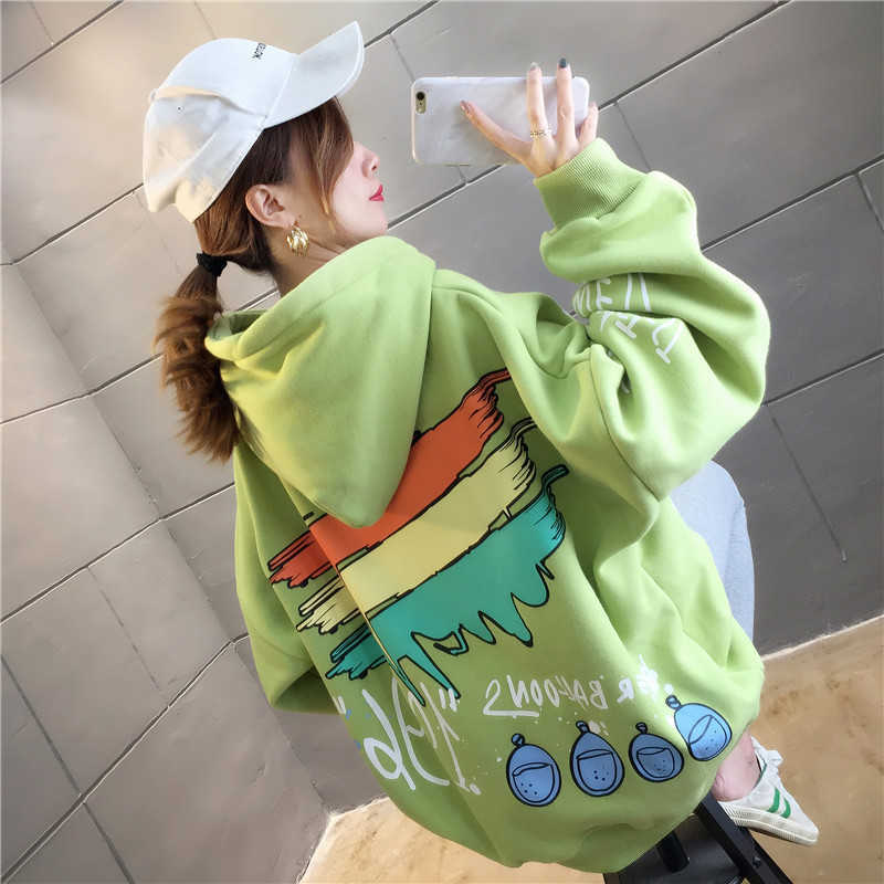 Harajuku Cartoons Printed Graphics Oversized Hoodies Women Winter Autumn Fleece Hooded Sweatshirt Cute Pockets Pullover Tops 210910