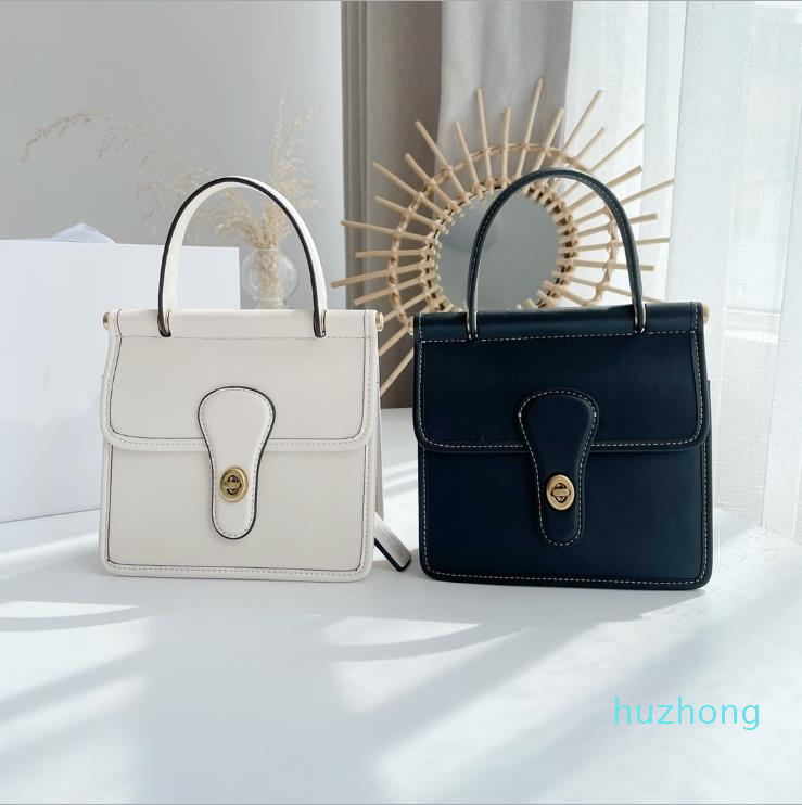 2021 summer new pack female leather handbag retro postman handbag ladies diagonal bag
2021 summer new pack female leather handbag retro postman handbag ladies diagonal bag