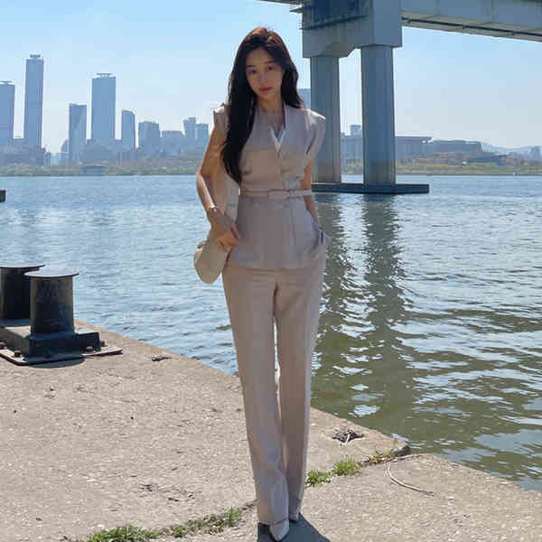 High Quality Summer 2 Piece Set Elegant Office Lady Sleeveless Slim Blouse And OL Work Long Pants Suit Female 210519