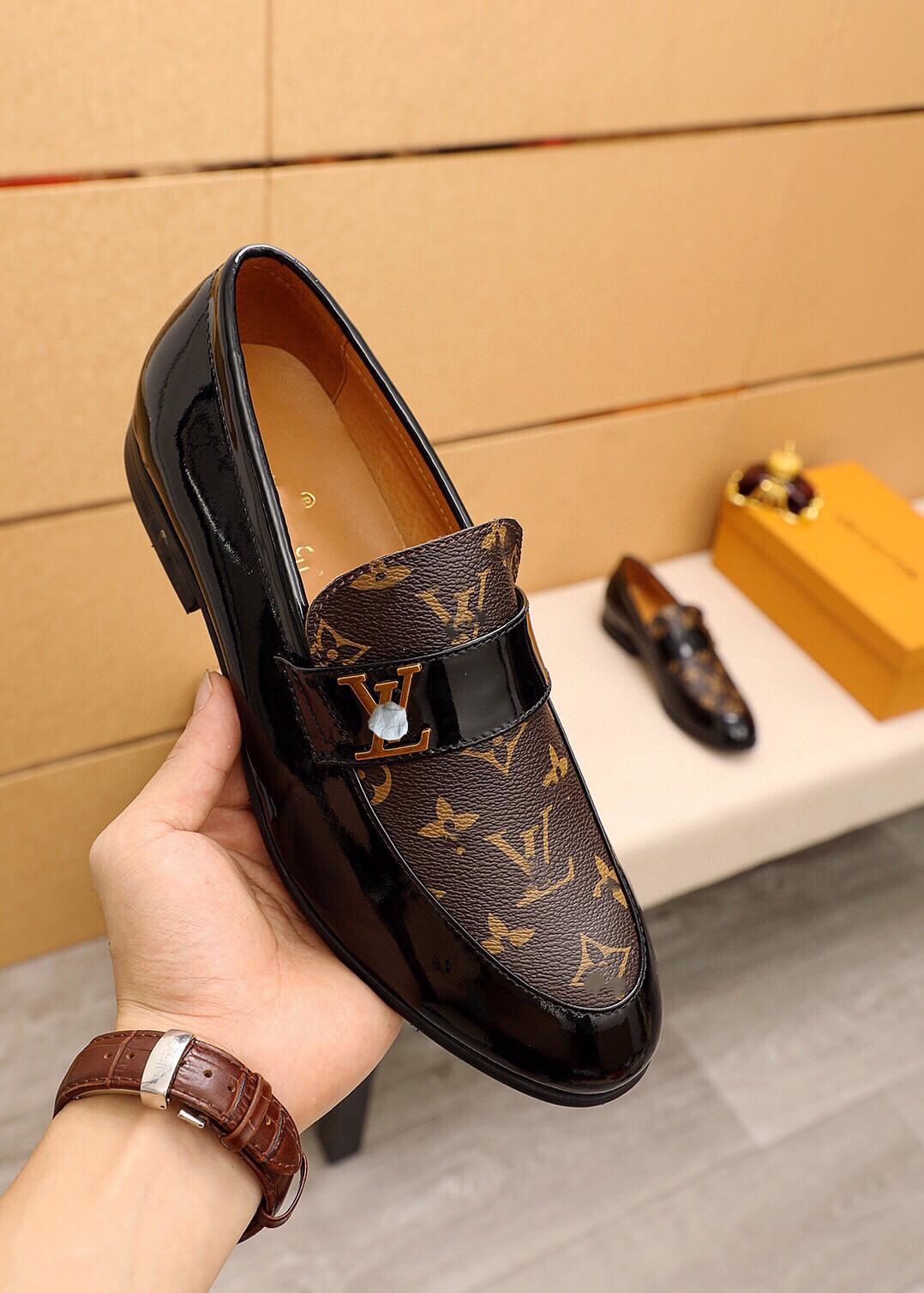 MM Luxury Brands 2021 Mens Loafers Moccasins Breathable Slip on Black Driving Social Dress Shoes Size 38-44 Wedding party business 11, #11
MM Luxury Brands 2021 Mens Loafers Moccasins Breathable Slip on Black Driving Social Dress Shoes Size 38-44 Wedding party business 11, #11