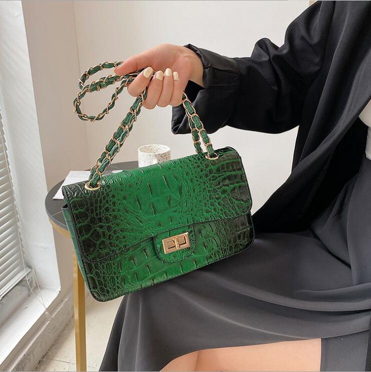 wholesale leather women shoulder bags summer quality leathers chain bag street trend embossed womens handbags European and American popular crocodile handbag
wholesale leather women shoulder bags summer quality leathers chain bag street trend embossed womens handbags European and American popular crocodile handbag