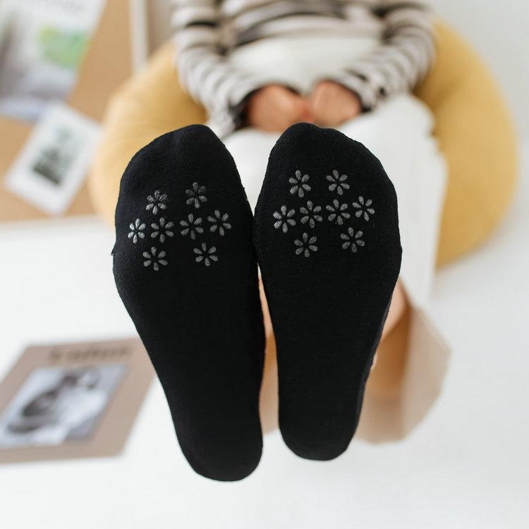Women's Shapers Style Low-Cut Hidden Lace No-show Socks 360 ° Silica Gel Foot Anti-slip Thin Anti-off S, Black 
Women's Shapers Style Low-Cut Hidden Lace No-show Socks 360 ° Silica Gel Foot Anti-slip Thin Anti-off S, Black