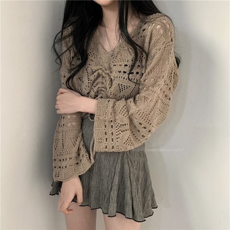 Autumn Korean Women Tops And Blouses Flare Sleeve V Neck Knitted Shirts Drawstring Hollow Out Sexy Top Mujer 10194 210512