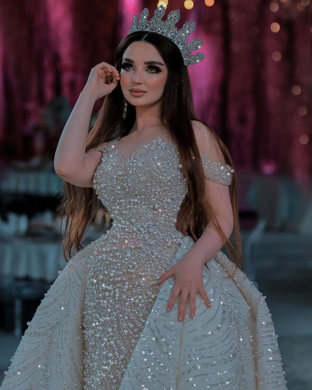 Saudi Arabia Pearls Beads Mermaid Wedding Dress Off Shoulder Short Sleeve Luxury Lace Sequins Appliques Bridal Gowns Crystal Bride robes de mariée