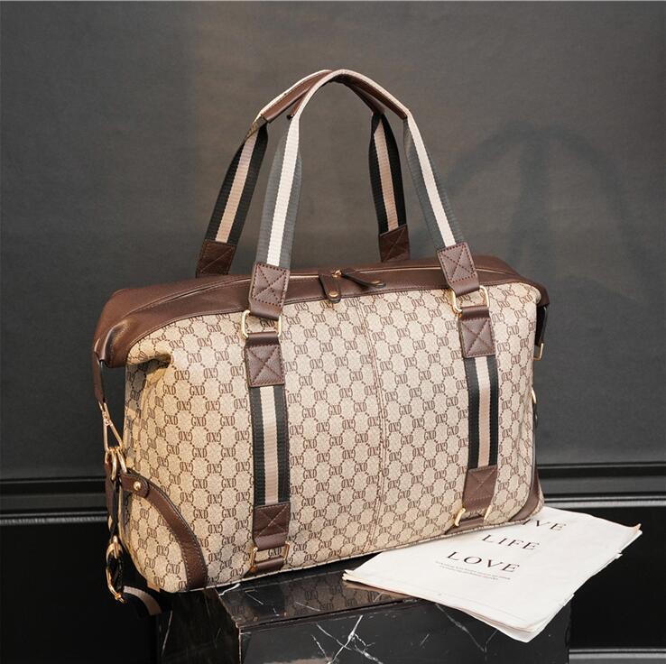 factory wholesale men handbag street trend color matching travel bag outdoor leisure large leather handbags foreign style printed messenger
factory wholesale men handbag street trend color matching travel bag outdoor leisure large leather handbags foreign style printed messenger