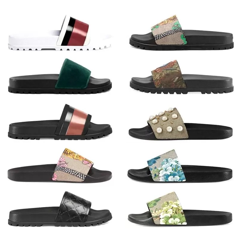 Men Rubber Slide Sandals Designer Slides High Quality Causal Non-Slip Slipper Summer Flip Flops Slippers Floral Flowers Striped Red Green Loafers Mules, Shoes box
Men Rubber Slide Sandals Designer Slides High Quality Causal Non-Slip Slipper Summer Flip Flops Slippers Floral Flowers Striped Red Green Loafers Mules, Shoes box