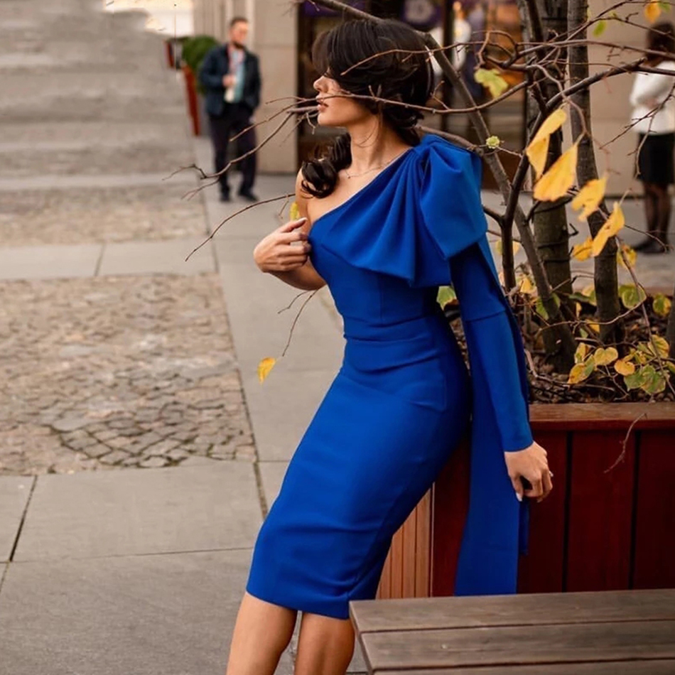 2021adyce new winter one shoulder bodycon bandage dress women bow long sleeve club midi celebrity evening runway party dresses, Black;gray
2021adyce new winter one shoulder bodycon bandage dress women bow long sleeve club midi celebrity evening runway party dresses, Black;gray