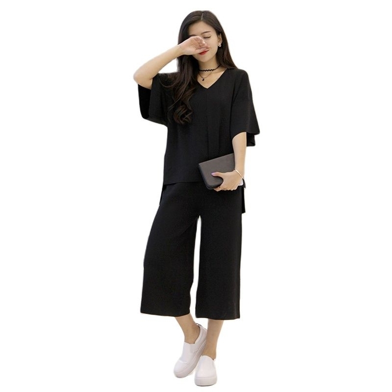 High quality women's suit summer short-sleeved loose top + wide-leg pants ice silk knitted two-piece female 210520, White
High quality women's suit summer short-sleeved loose top + wide-leg pants ice silk knitted two-piece female 210520, White