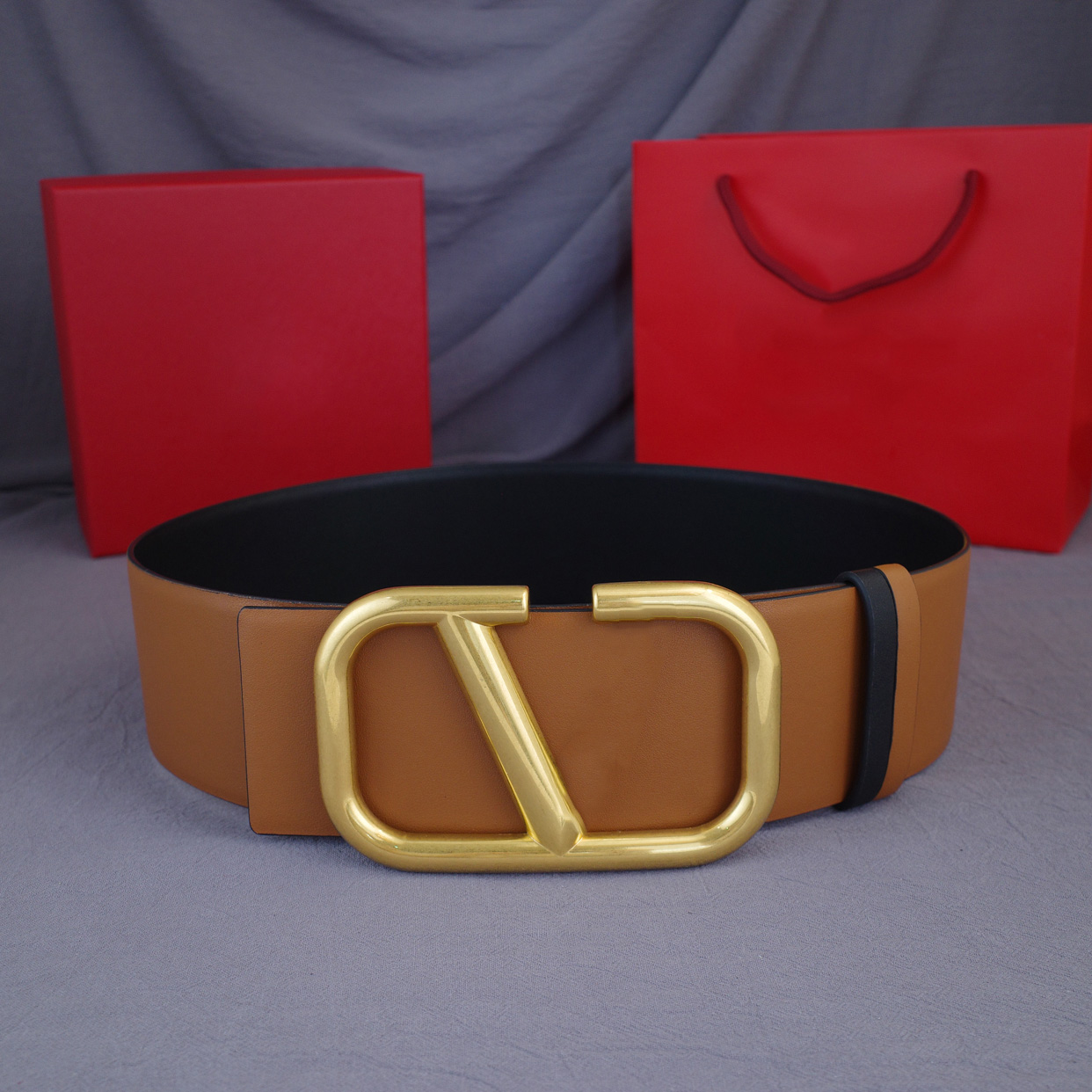 High Quality Designers Belt Luxurys Fashion Waistband Classic Casual Formal Girdle Party Outdoor Letter Printed Gold Buckle Mens Womens Gurt, As pics
High Quality Designers Belt Luxurys Fashion Waistband Classic Casual Formal Girdle Party Outdoor Letter Printed Gold Buckle Mens Womens Gurt, As pics