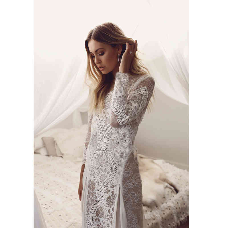 Ordifree Summer Women Long Party Dress Vintage Long Sleeve Floor Length Sexy Backless White Lace Maxi Dress 210409