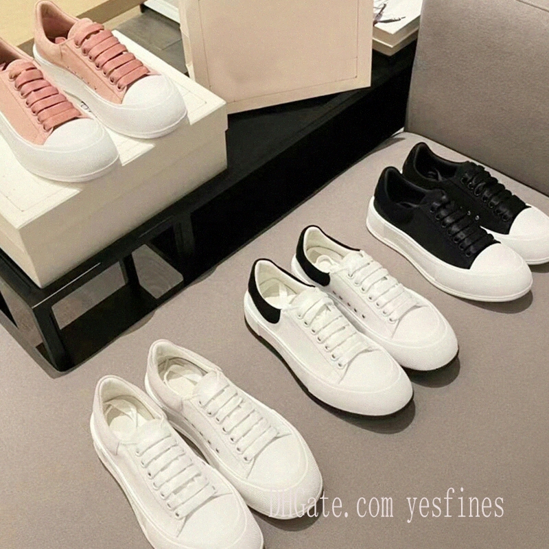 2021 mens canvas designers fashion men womens shoes sneakers oversized platform Alexander mcqueens mcqueen mqueen bottom with box, Black
2021 mens canvas designers fashion men womens shoes sneakers oversized platform Alexander mcqueens mcqueen mqueen bottom with box, Black