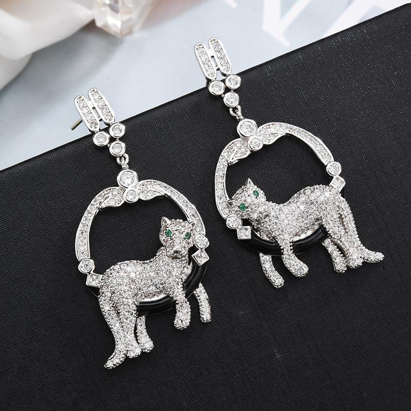 Dangle & Chandelier Leopard Circle Gorgeous Drop Earrings Lady Fashion Luxury Zircon
Dangle & Chandelier Leopard Circle Gorgeous Drop Earrings Lady Fashion Luxury Zircon