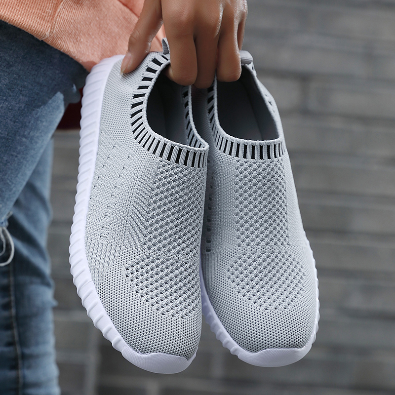 Women Sports shoes female flying 2021 spring and summer casual breathable black white red grey mesh womens students running, A2
Women Sports shoes female flying 2021 spring and summer casual breathable black white red grey mesh womens students running, A2
