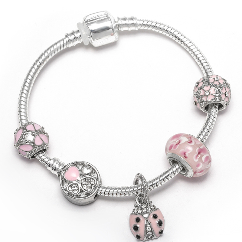DIY ladybug pendant Strands simple charm lady bracelet pink petal glass beads wholesale
DIY ladybug pendant Strands simple charm lady bracelet pink petal glass beads wholesale