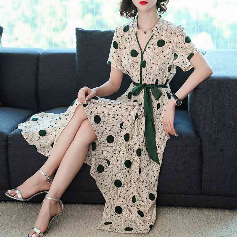 Mulberry beach autumn 2021 fashion temperament slim print silk dress long skirt, Color
Mulberry beach autumn 2021 fashion temperament slim print silk dress long skirt, Color