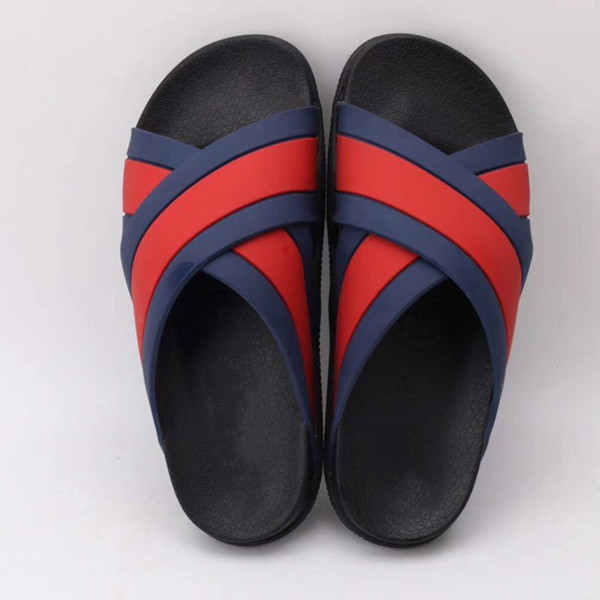 Shoes slippers slipper sandals men's and women's Designer classical hole rubber fashion beach flat non-slip, Colour 3
Shoes slippers slipper sandals men's and women's Designer classical hole rubber fashion beach flat non-slip, Colour 3