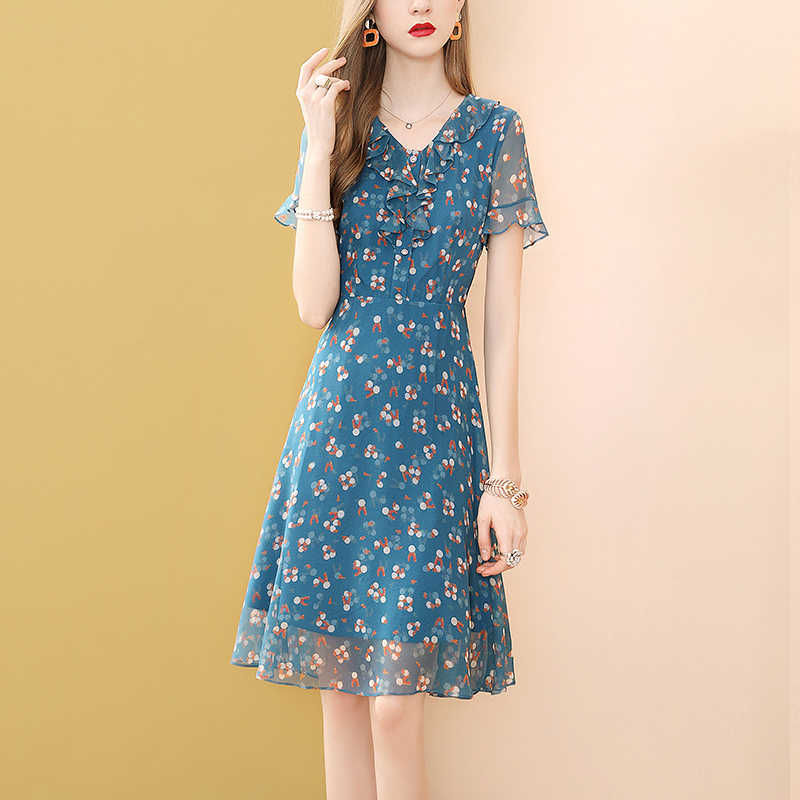 Sweet Summer Chiffon Dress For Women Causal A-Line Blue Print Casual Slim Knee Dresses Ruffle V-Neck Short Sleeve Vestidos 210603
Sweet Summer Chiffon Dress For Women Causal A-Line Blue Print Casual Slim Knee Dresses Ruffle V-Neck Short Sleeve Vestidos 210603
