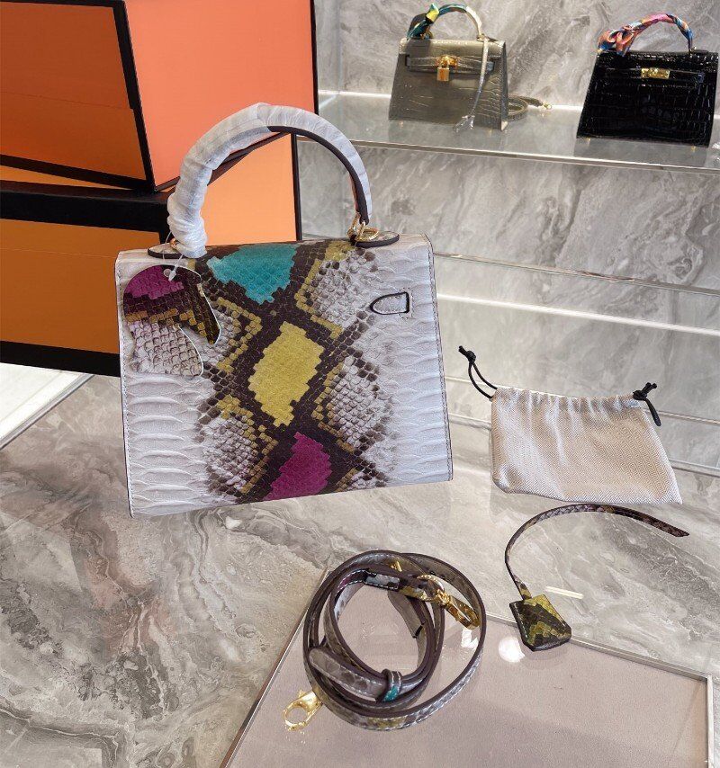 Bags for Women Large-capacity Handbags End New Fashion Contrast Color Panelled Snake Pattern Bag Leather Messenger Handbag, Multi-color
Bags for Women Large-capacity Handbags End New Fashion Contrast Color Panelled Snake Pattern Bag Leather Messenger Handbag, Multi-color