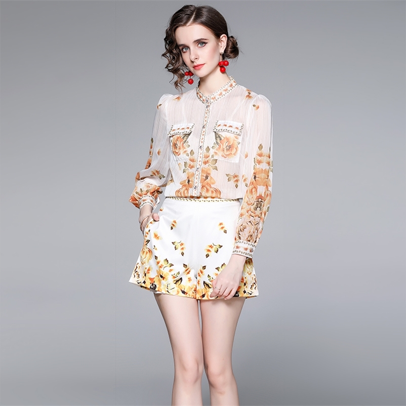 Women's summer women's temperament ladies stand-up collar shirt + shorts two-piece suit 210525, White
Women's summer women's temperament ladies stand-up collar shirt + shorts two-piece suit 210525, White
