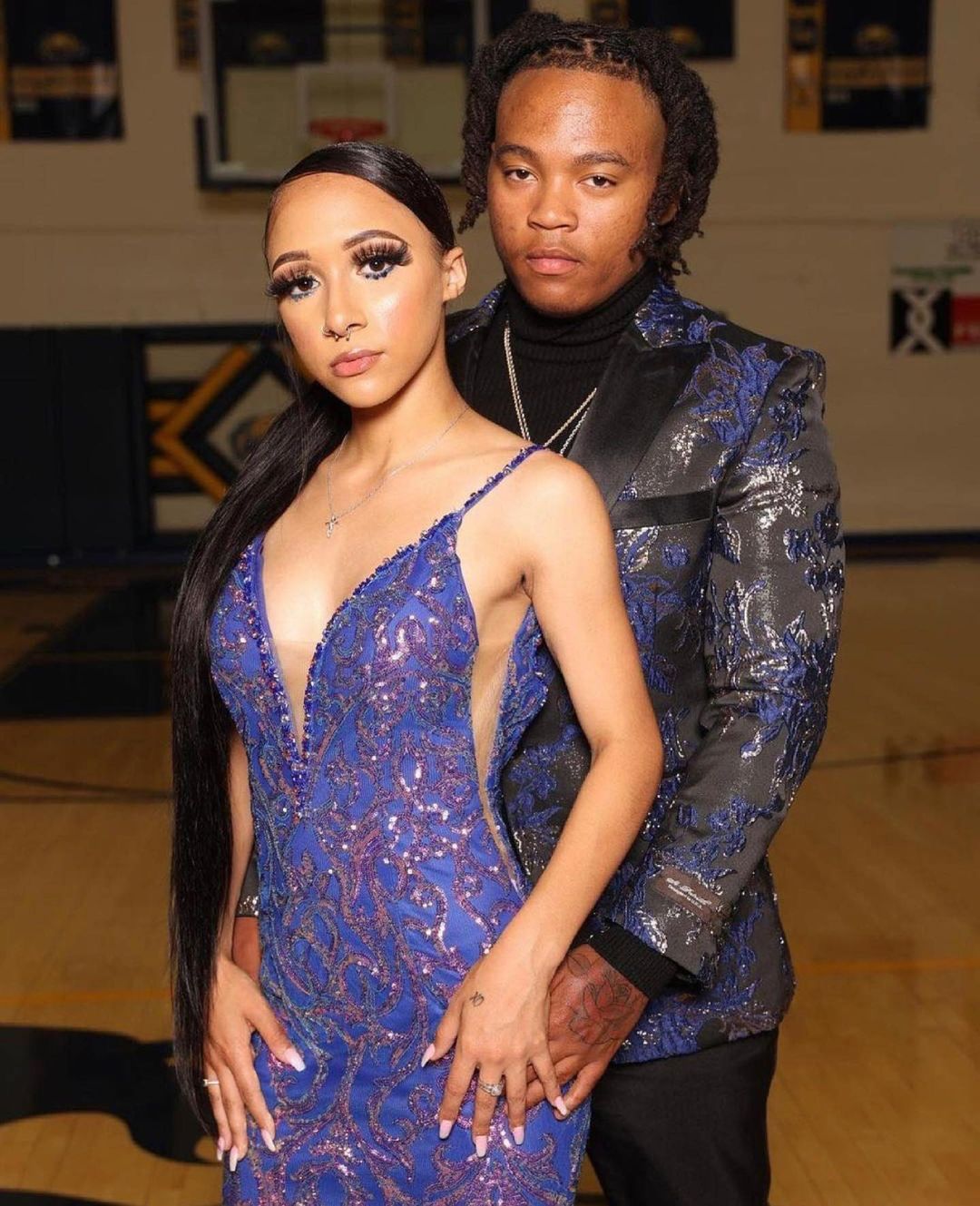 Arabic Blue Prom Dress Sexy Deep V Neck Sequins Lace Appliques Mermaid Evening Gowns Sweep Train Special Occasion Dresses