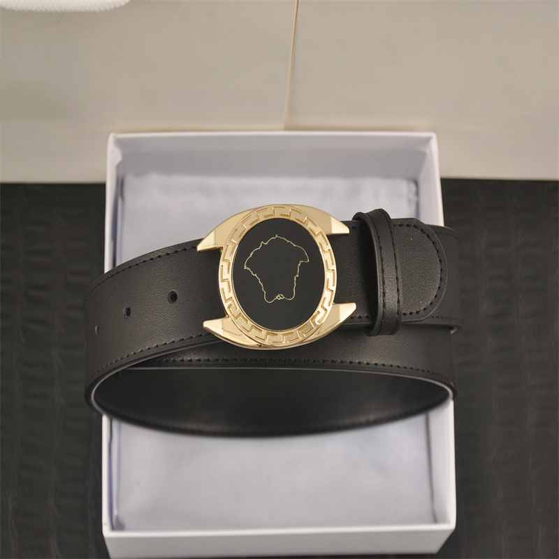 Men Designers Belts Fashion Womens Luxurys Designer Belt Big Buckle Genuine Leather Casual With Box Mens Waistband 3.8cm Nice 21072901ZY, Black
Men Designers Belts Fashion Womens Luxurys Designer Belt Big Buckle Genuine Leather Casual With Box Mens Waistband 3.8cm Nice 21072901ZY, Black