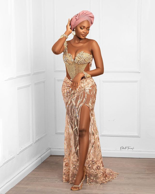 2021 Plus Size Arabic Aso Ebi Mermaid Sexy Gold Prom Dresses Crystals Beaded Sheer Neck Lace Evening Formal Party Second Reception Gowns ZJ365