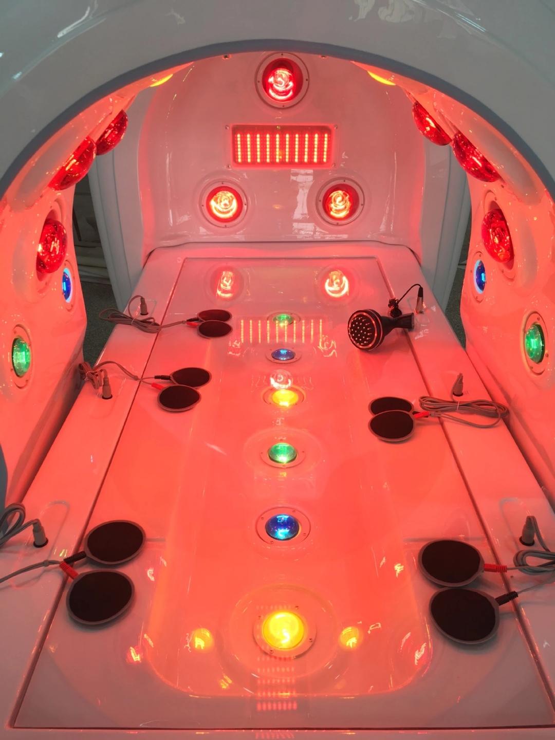 LED Skin Rejuvenation of Multifunctional infrared steam sauna bed sap capsule / spa space capsules