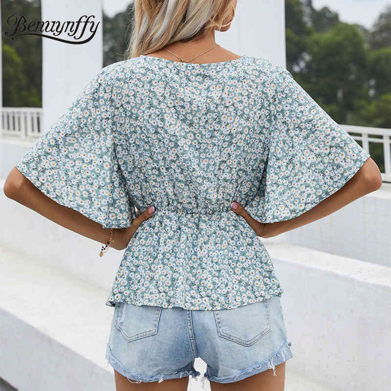 Surplice Neck Ditsy Floral Print Top Blouse Women Summer Short Sleeve Boho Casual Ladies Peplum 210510
