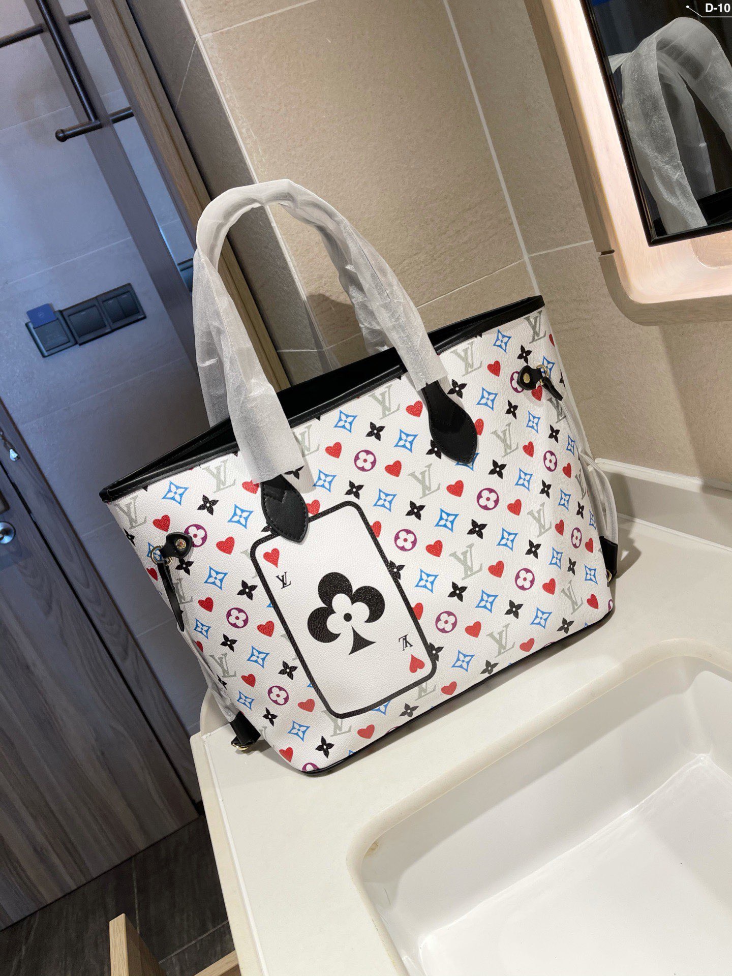 women Spring and summer leather handbags female Postman bag hand mother bill of lading shoulder MM44875
women Spring and summer leather handbags female Postman bag hand mother bill of lading shoulder MM44875