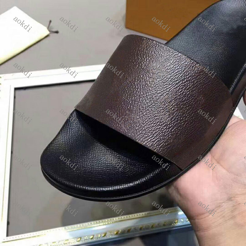 Men Luxury slides slippers Fashion flip flops women sandal Floral brocade men slipper Gear bottoms women striped Beach causal slippers S67
Men Luxury slides slippers Fashion flip flops women sandal Floral brocade men slipper Gear bottoms women striped Beach causal slippers S67