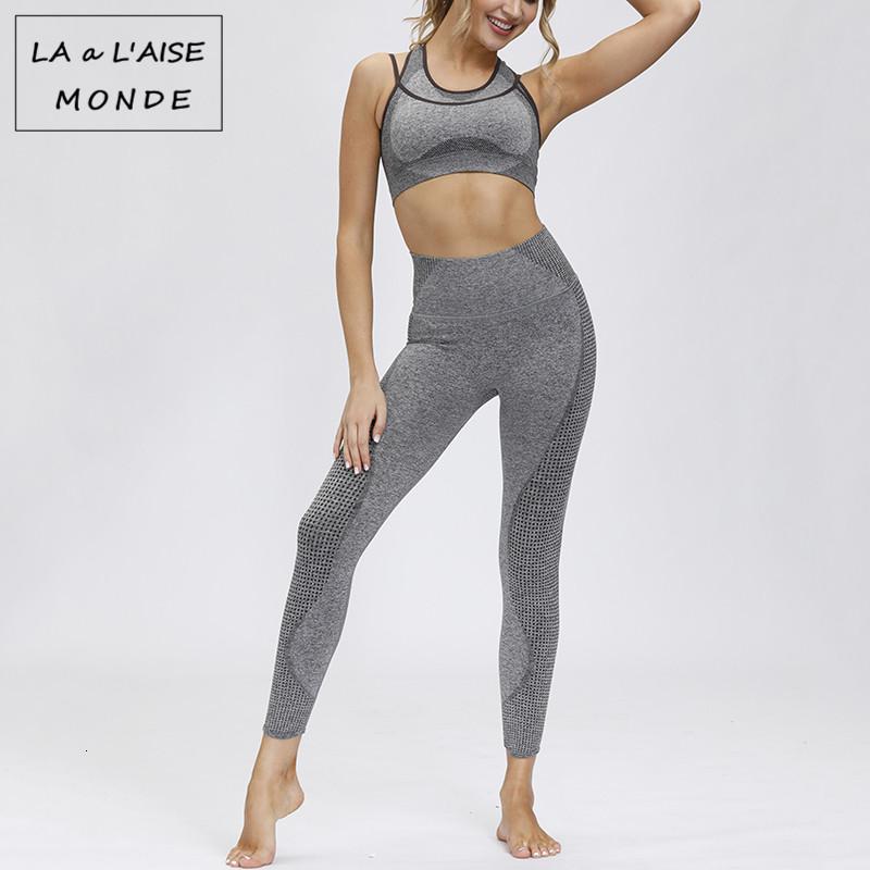 Women 2pcs Seamless Yoga Set Sport Suit Gymwear Workout Clothes Long Sleeve Gym Crop Top High Waist Leggings Fitness Sports Wear, White;red
Women 2pcs Seamless Yoga Set Sport Suit Gymwear Workout Clothes Long Sleeve Gym Crop Top High Waist Leggings Fitness Sports Wear, White;red