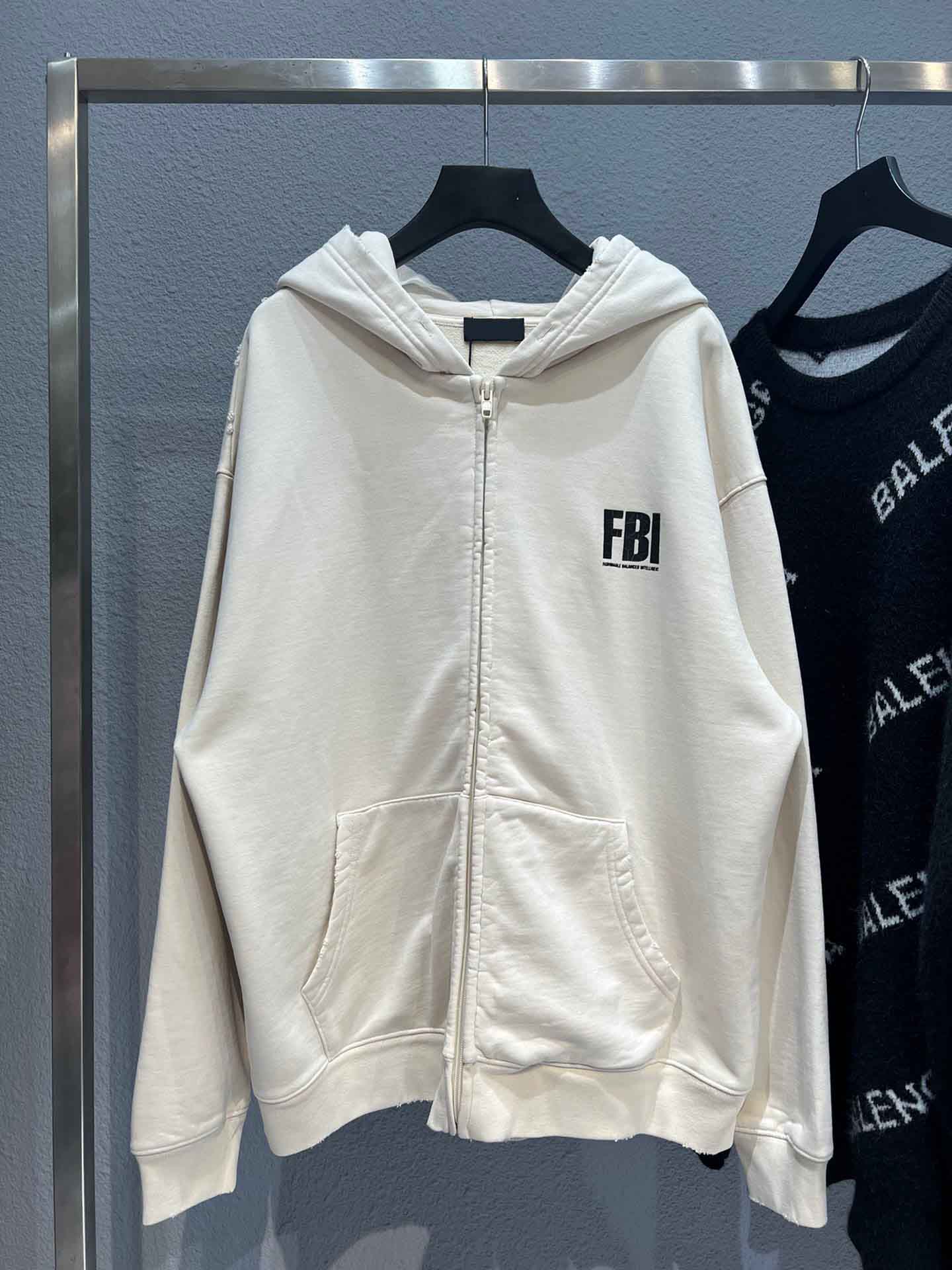 Fashion Sweatshirts Women Men's hooded jacket Students casual fleece tops clothes Unisex Hoodies coat T-Shirts mrm
Fashion Sweatshirts Women Men's hooded jacket Students casual fleece tops clothes Unisex Hoodies coat T-Shirts mrm