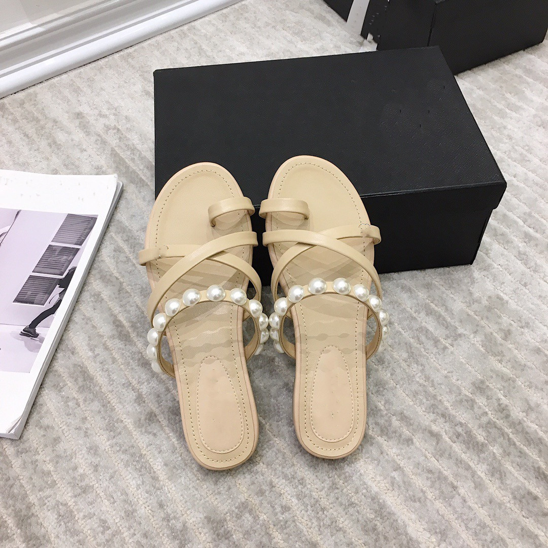 2021 fashion Pearl slippers with comfortable feet and thin feet. Summer goddess must have a series of elegant ladies temperament, Black
2021 fashion Pearl slippers with comfortable feet and thin feet. Summer goddess must have a series of elegant ladies temperament, Black