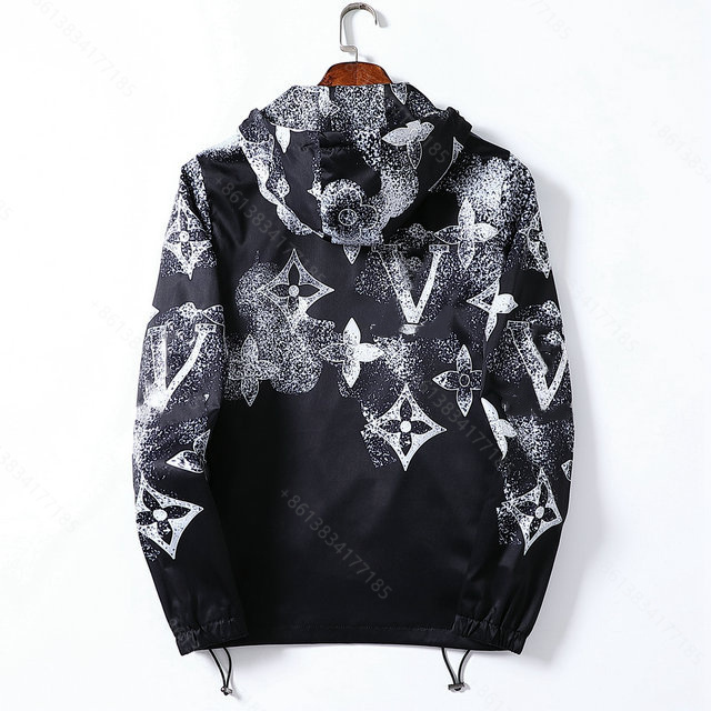 Brand jacket coat men autumn winter zipper long sleeve hoodie jackets logo Louisclothes designer men tops high quality hoodies sweater whole, Black;brown
Brand jacket coat men autumn winter zipper long sleeve hoodie jackets logo Louisclothes designer men tops high quality hoodies sweater whole, Black;brown