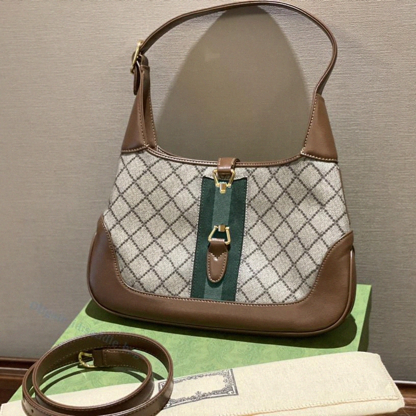 Top Leather Quality Hot Famous Designer Handbags Bucket Shoulder Bag luxury Women Fashion Cross Body Clutch Plain String totes Casual Perfect Drawstring Purs m7NJ#
Top Leather Quality Hot Famous Designer Handbags Bucket Shoulder Bag luxury Women Fashion Cross Body Clutch Plain String totes Casual Perfect Drawstring Purs m7NJ#