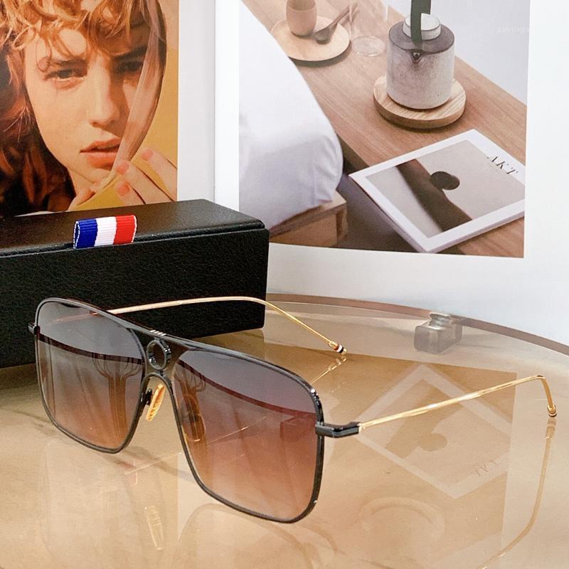 Sunglasses Large Size Brand Designer Fashion Retro Square Vasos Men Women Glasses Frame UV Protection Gafas With Original Box
Sunglasses Large Size Brand Designer Fashion Retro Square Vasos Men Women Glasses Frame UV Protection Gafas With Original Box