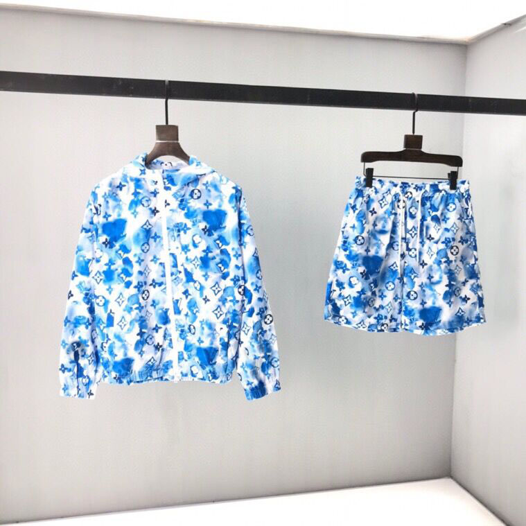 2021ss Summer Ink Dyeing Series Ultra-thin Comfortable Anti-Sai Hoodie Casual Jacket Shorts Set Neutral High Quality Printed T-shirt Top Clo
2021ss Summer Ink Dyeing Series Ultra-thin Comfortable Anti-Sai Hoodie Casual Jacket Shorts Set Neutral High Quality Printed T-shirt Top Clo