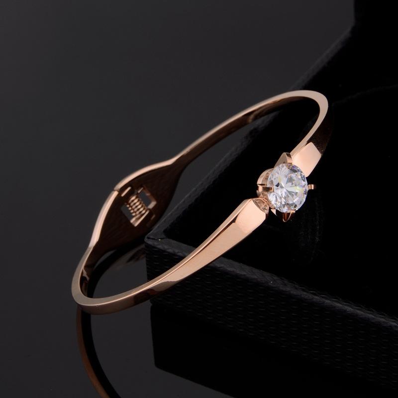 Bangle Single Diamond Bracelet Ladies Stainless Steel Personality Electroplating Rose Gold
Bangle Single Diamond Bracelet Ladies Stainless Steel Personality Electroplating Rose Gold