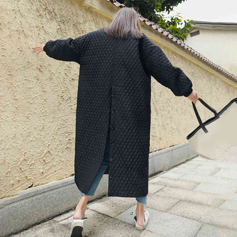 LANMREM New Street Thin Style Black Oversize Lapel Back Vent Button Female's Long Cotton Coat Jaqueta Feminina WTH1201 200921
LANMREM New Street Thin Style Black Oversize Lapel Back Vent Button Female's Long Cotton Coat Jaqueta Feminina WTH1201 200921