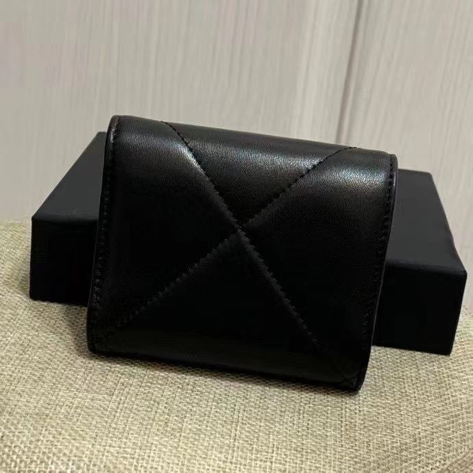 2298 Classic luxury fashion brand wallet vintage lady brown leather handbag designer chain shoulder bag with box wholesale 99999, Black
2298 Classic luxury fashion brand wallet vintage lady brown leather handbag designer chain shoulder bag with box wholesale 99999, Black