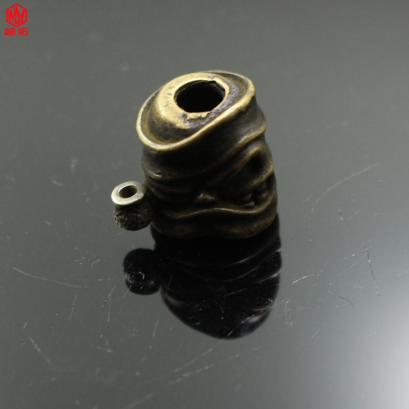 Distressed Retro Brass Knife Beads Popeye Anime Pipe Man Keychain Paracord Pendant Outdoor Gadgets
Distressed Retro Brass Knife Beads Popeye Anime Pipe Man Keychain Paracord Pendant Outdoor Gadgets
